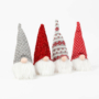 Kép 2/2 - Karácsonyi skandináv manó - LED -el - 20 cm -szürke pöttyös sapkával