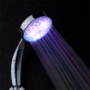 Kép 2/3 - LED zuhanyfej 7 színű romantikus LED zuhany